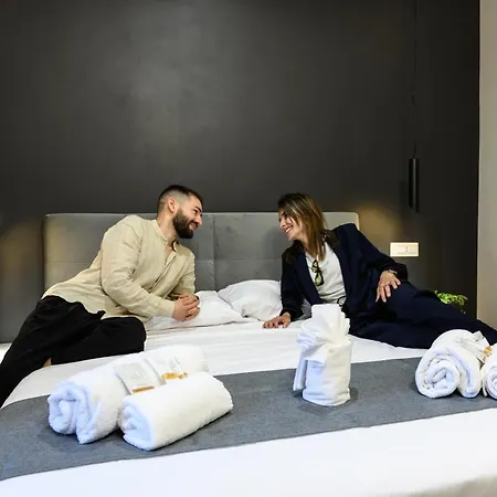 La Dimora Del Re Affittacamere 4*